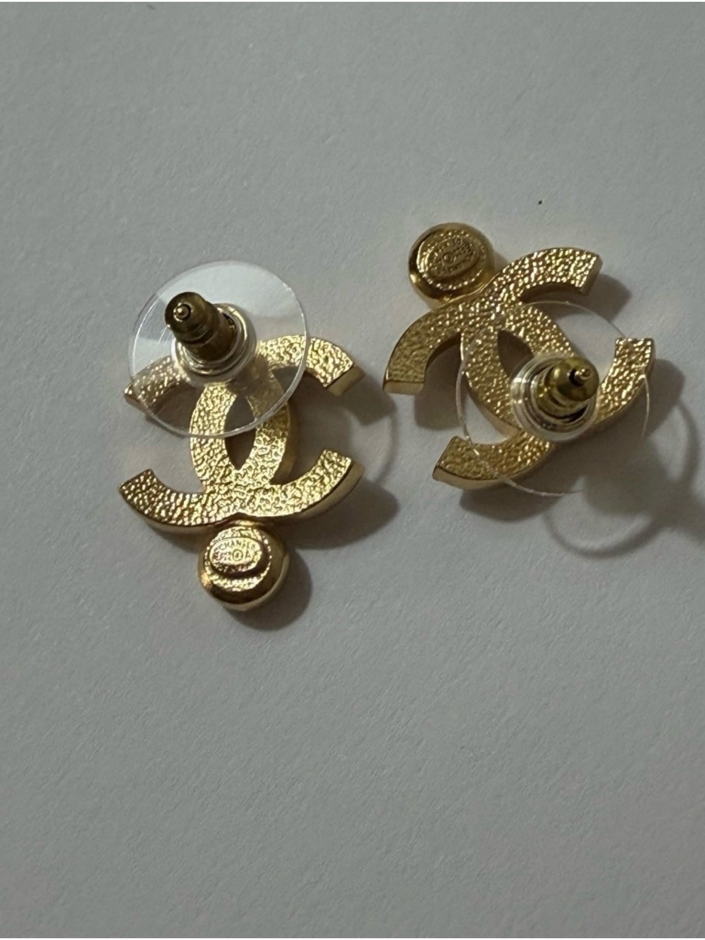 Chanel Gold Crystal CC Earrings - Picture 4 of 4
